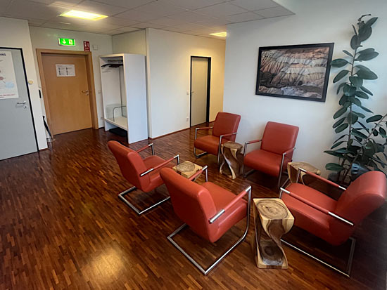 Praxis Ali Saclier Wartebereich